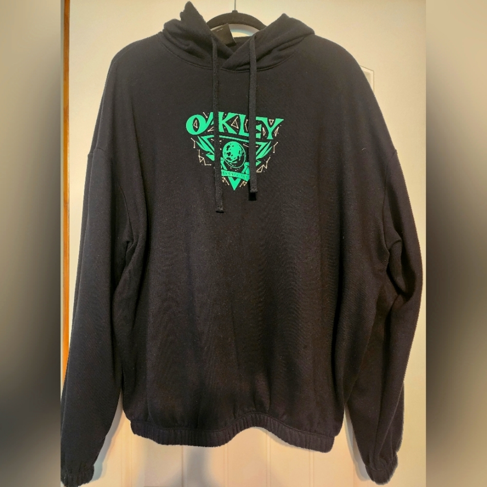 Oakley hooded sweater